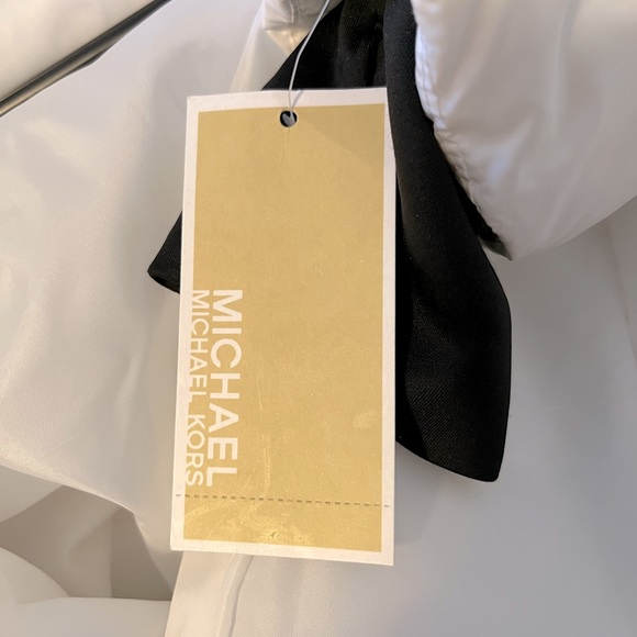 Michael Kors White and Black Puffer Jacket - Picture 6 of 6